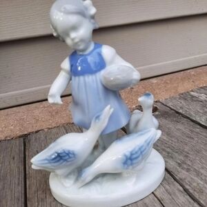 Vtg Girl & Geese Porcelain Figurine Bavaria W Germany Gerold